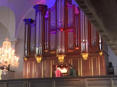 Pipes at One: Gail Archer